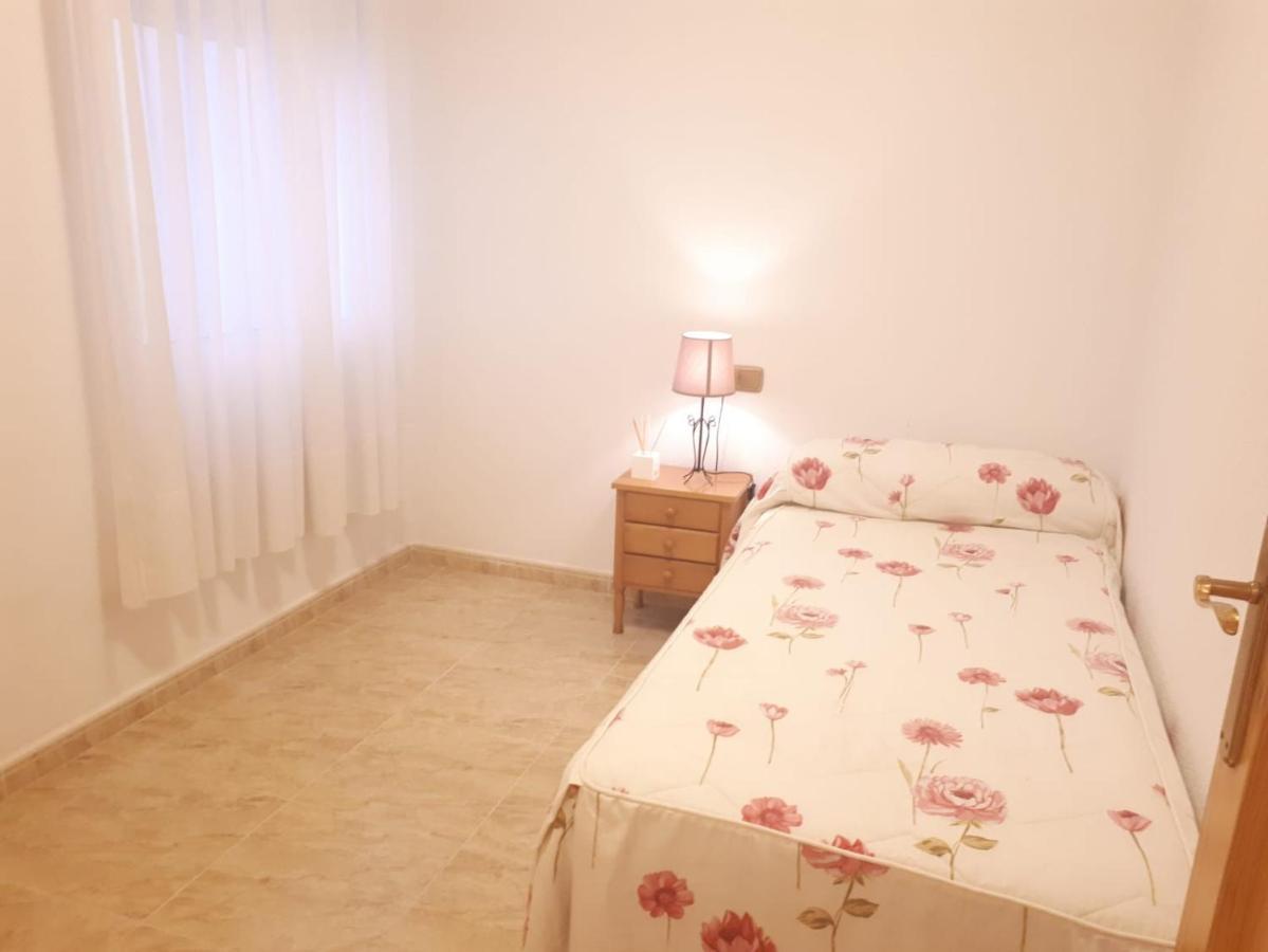 Apartamento 9 De Octubre Los Montesinos Esterno foto